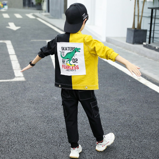 6 children's clothing boys spring suits 2021 new middle and big children 8 boys spring and autumn foreign style three-piece Korean version of the tide