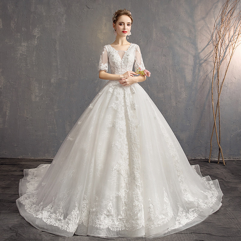 French main wedding dress 2021 new temperament bridal V-neck show thin net red luxury big tail niche design