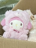 Sanrio Sanrio Sanrio Sanrio Meliti Cat Kitty Kitty принимает куклу подвесную куклу серии Iron Bear
