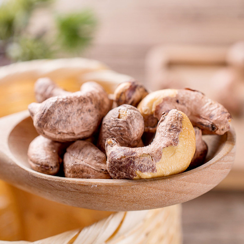 New stock baking dried fruit kernel tiger leather waist fruit net content 218g bagged with leather salt to be slightly salty cooked nut snacks