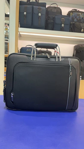 TUMI/途明 Тонкий ноутбук, бизнес-версия