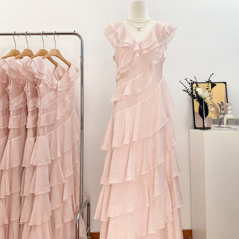 Pink Front and Back V-Neck Ruffled Tiered Dress, High-End Elegant Party Birthday Gown, Gentle Fairy Dress Pink Front and Back V-Neck Ruffled Tiered Dress, High-End Elegant Party Birthday Gown, Gentle Fairy Dress