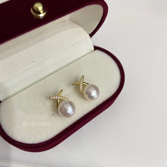 Miss Hai's pearls are exquisite and small. Natural freshwater pearl earrings. M's sterling silver simple earrings are versatile for everyday use.