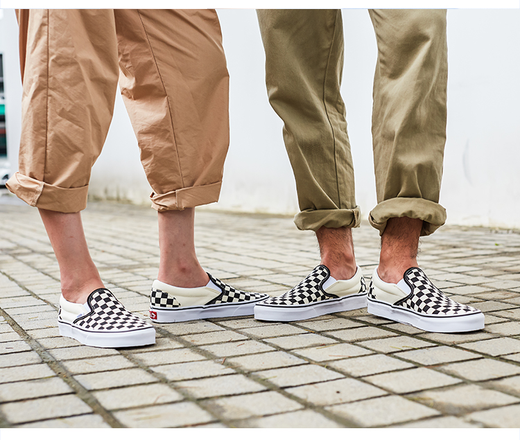 Vans vanes một bàn đạp đôi màu đen và trắng cổ điển đôi giày đế bệt nam và nữ giày vải VN-0EYEBWW giầy thể thao