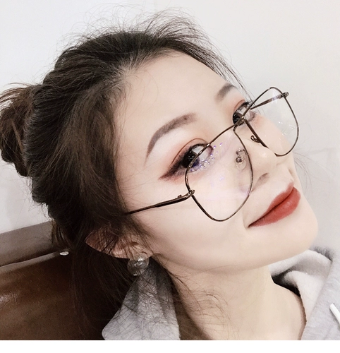 Краситель, антирадиационные ретро очки, популярно в интернете, по фигуре