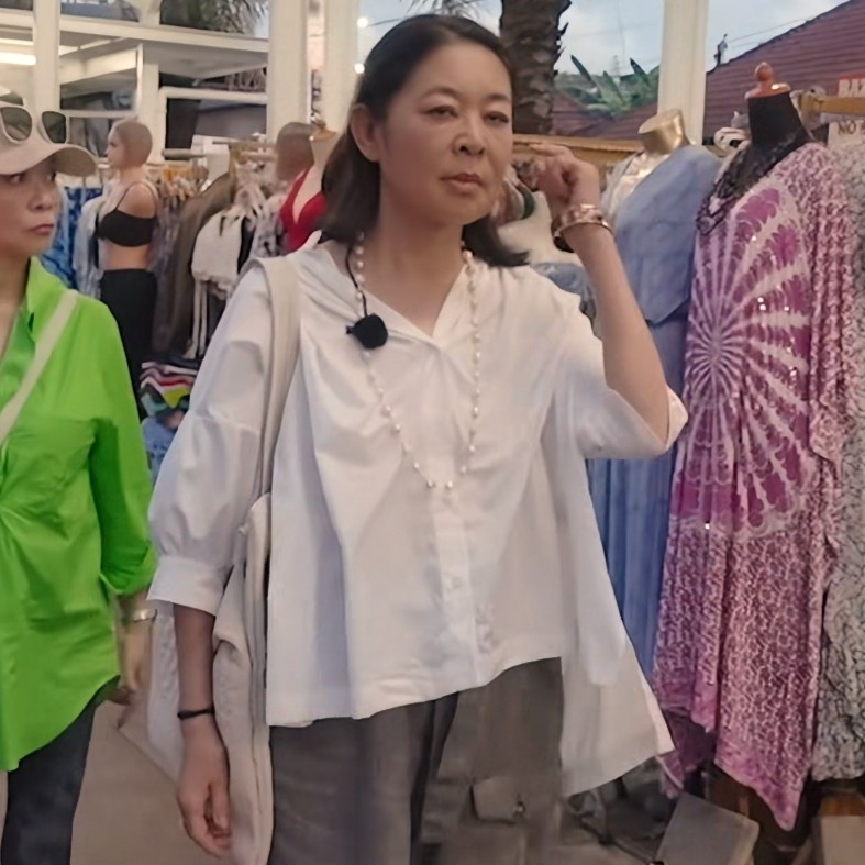 ✨倪萍29届金鸡奖造型大揭秘，优雅与大气的完美结合！