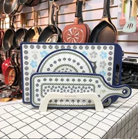 Режущая доска с 4 частями синего и зеленого заднего