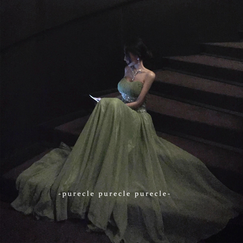Green Strapless Dress for Women, Elegant Socialite Engagement Gown, Heavily Embellished with Rhinestones, Toast Dress with Large Mesh Skirt, Long Dress Green Strapless Dress for Women, Elegant Socialite Engagement Gown, Heavily Embellished with Rhinestones, Toast Dress with Large Mesh Skirt, Long Dress