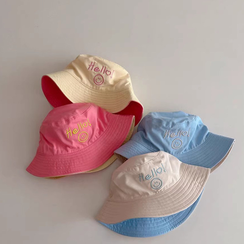 跃浩童帽童品的LOGO