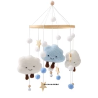 Синяя игрушка на кроватку, облако