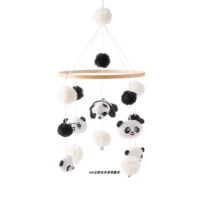 Игрушка на кроватку, панда