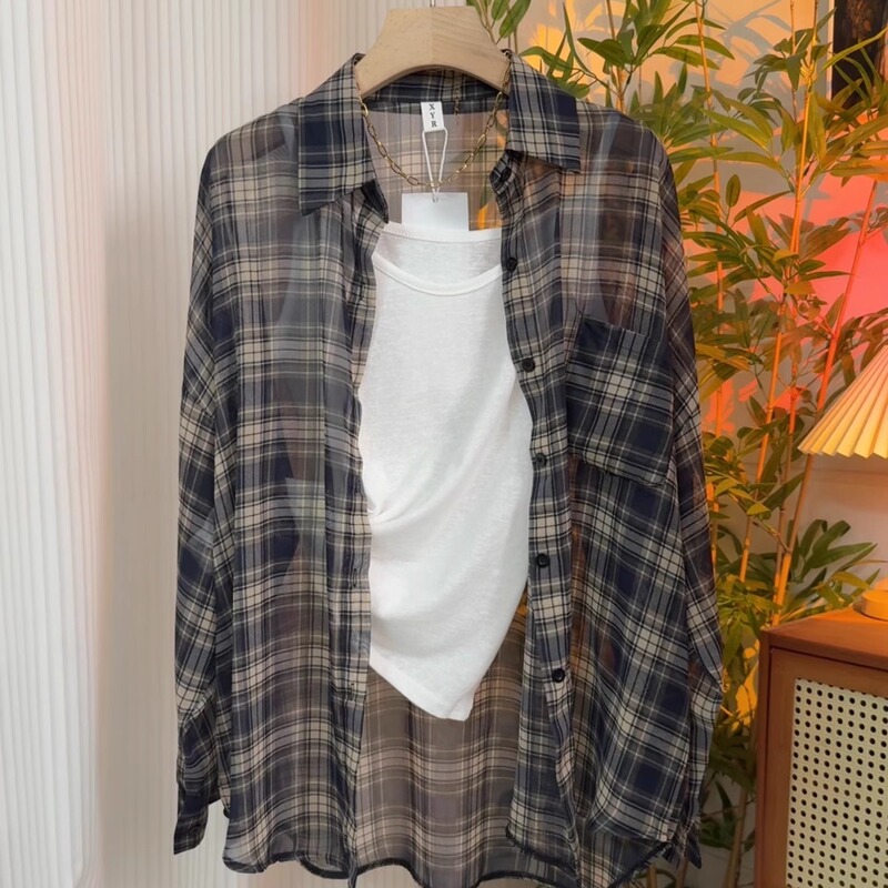 Korean Retro Plaid Lightweight Breathable Shirt for Women 2026 Summer Style Lazy Casual Loose Long-Sleeved Shirt That Covers the Body