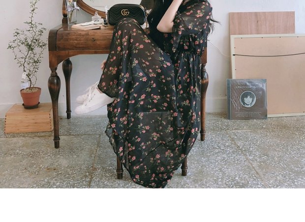 Mùa hè 2018 mới gió retro nhẹ nhàng phiên bản Hàn Quốc của loa đầm voan hoa 7 điểm ở phần dài của eo chân váy đen