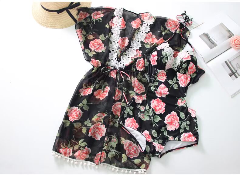 Những người yêu thích đồ bơi phù hợp với đồ bơi kỳ nghỉ bên bờ biển nam và nữ người mẫu - Vài đồ bơi đồ đôi đi biển nam nữ