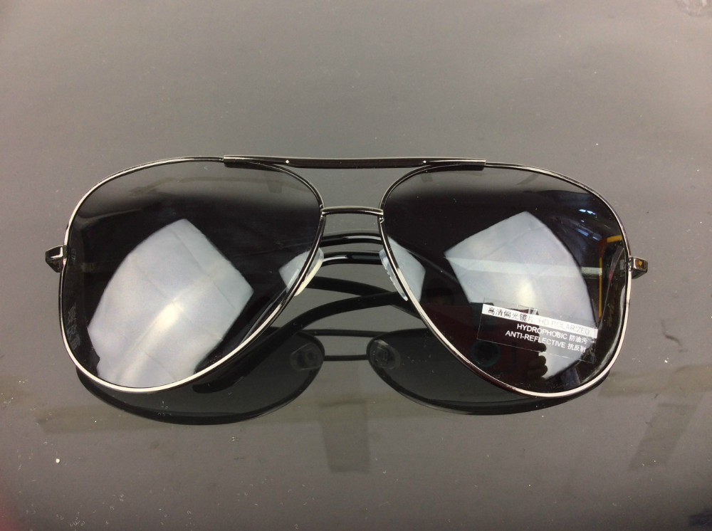 Polarizer sunglasses trendy men sunglasses driver black sunglasses drive large car