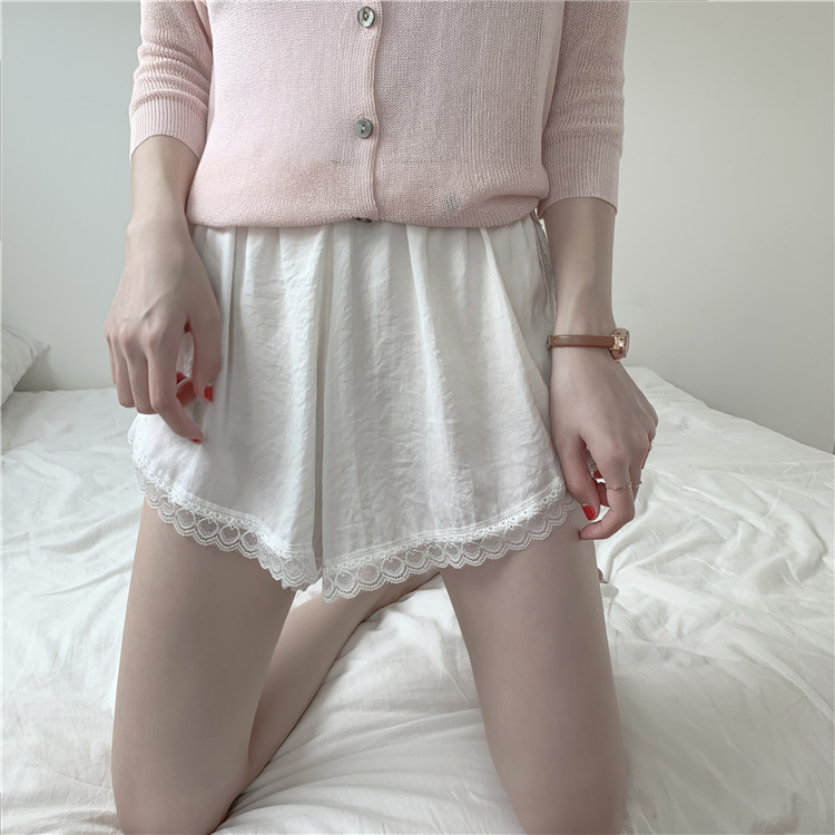 Quần an toàn nữ chống ánh sáng mùa hè phần mỏng mượt satin bên ngoài mặc quần short ren lỏng lẻo phiên bản Hàn Quốc - Quần tây thường quần legging nữ thể thao