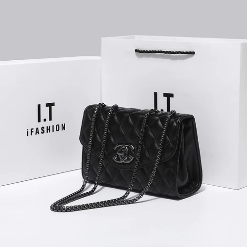 Небольшая сумка, сумка через плечо, цепь, сумка на одно плечо, из натуральной кожи, на цепочке