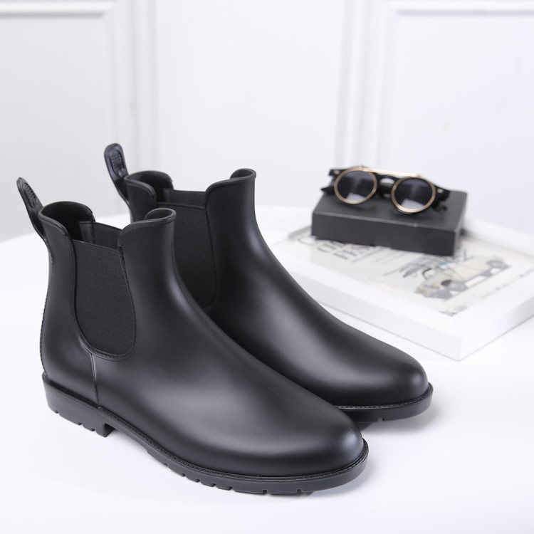 water shoes non slip