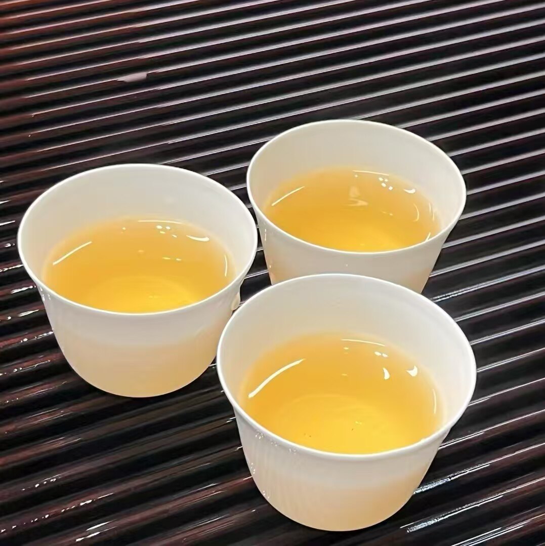 一壶幽香的LOGO