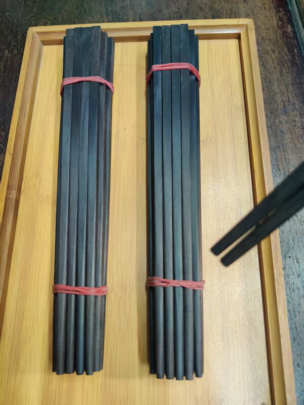 Xianliangguang Traditional Cantonese Style Black Plum Chopsticks (Round Top and Bottom) 10 Pairs Xianliangguang Traditional Cantonese Style Black Plum Chopsticks (Round Top and Bottom) 10 Pairs