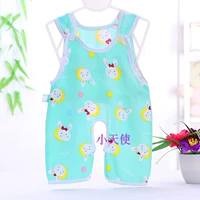 Серебряная пряжка на плечо цельная голова кролика зеленая