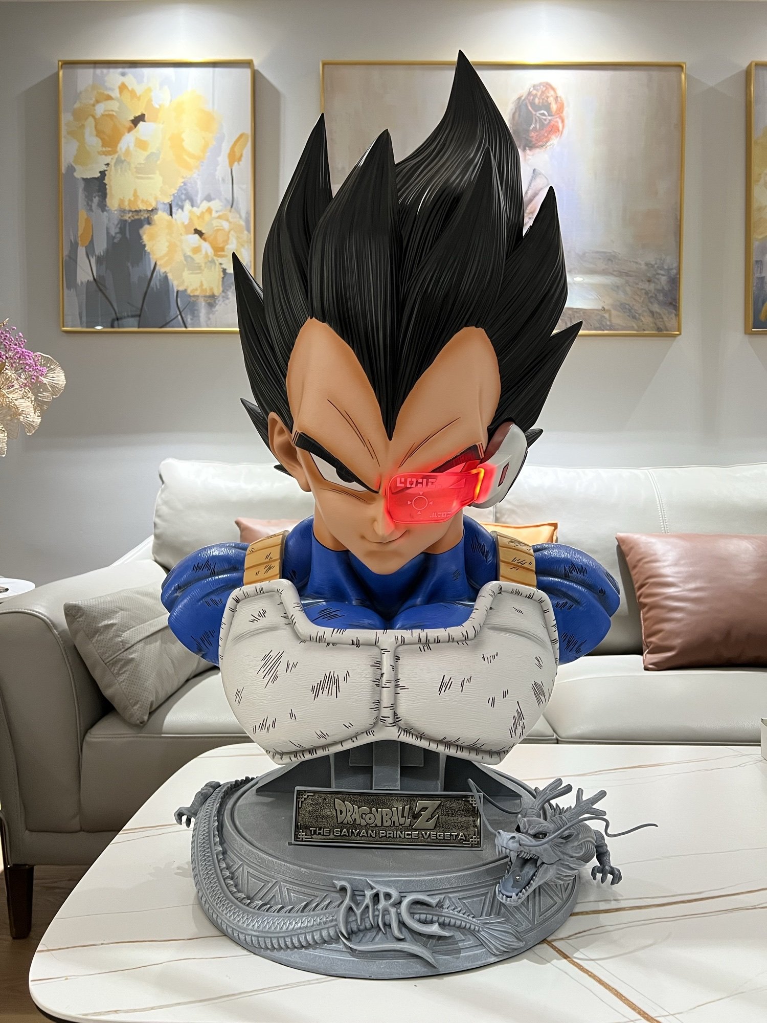 Vegeta新品未開封on court-short メンズ　Mサイズ MRC Studio Replica Dragonball DBZ 1/1 Life Size Vegeta Bust Resin