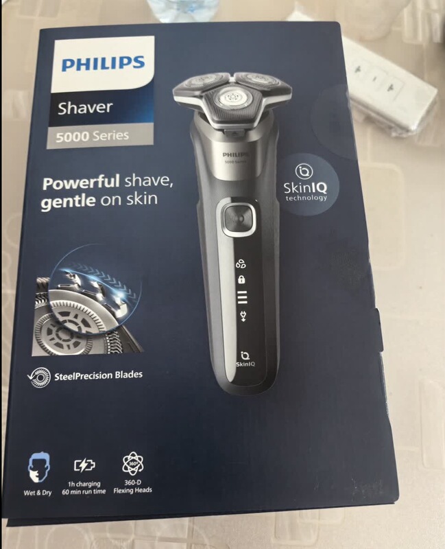 Philips New Men's Electric Shaver, European Imported 5 Series Pro Smart Shaver S5887 Philips New Men's Electric Shaver, European Imported 5 Series Pro Smart Shaver S5887