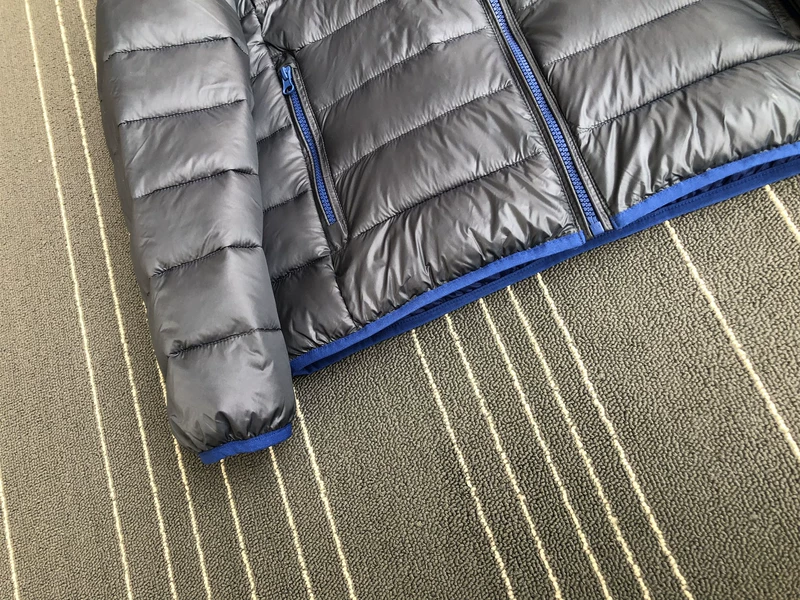 Ngoại thương ban đầu đặt hàng nam siêu nhẹ cotton áo khoác áo ấm có mũ trùm đầu cỡ lớn nam cotton áo khoác phổ biến