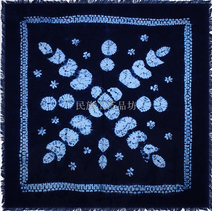 Yunnan Bai ethnic specialities pure handmade Zdyeing small square towels tea buffet cloth Zum dyed headscarf small tea table cloth 50 * 50cm