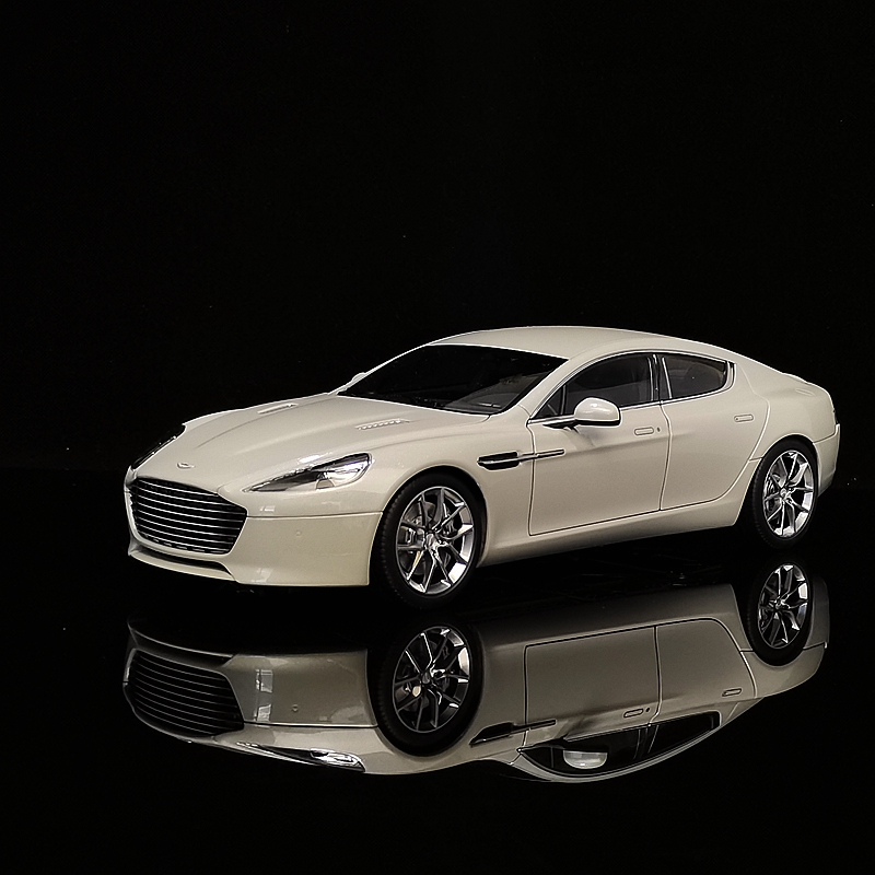 Autoart 1/18 Aston Martin Rapide S Simulation Alloy Car Model Collection Gift Autoart 1/18 Aston Martin Rapide S Simulation Alloy Car Model Collection Gift