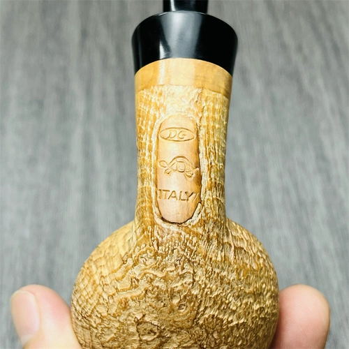 Итальянский DG Akienan Табак, борьба с габриэле -дал фирм