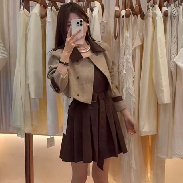 Lined Fabric Comes with a Belt 2026 Spring New Style Elegant and Cool Short Coat and Skirt Two-Piece Set Lj0056