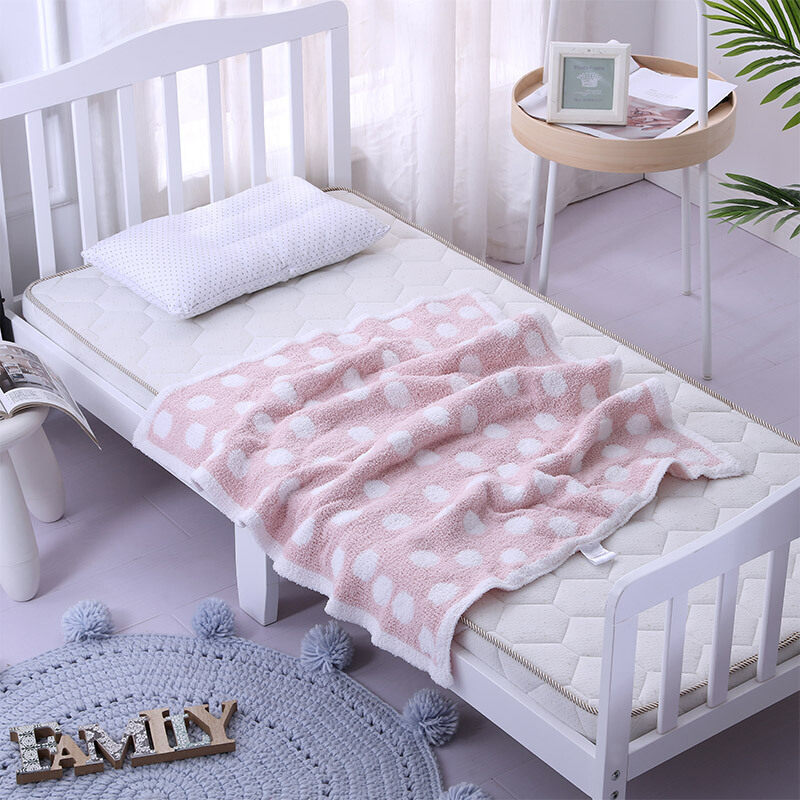 Baby Newborns blanket Baby children blanket Spring and autumn nap Small chenille velvet blanket Blanket bag bath towel