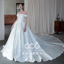 Figaros wedding French satin light wedding dress 2020 new drag exhaust simple Hepburn word shoulder