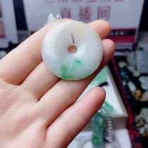 The emerald jewelery is a