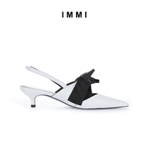 (Designer brand IMMI) pointed black and white sheepskin bow cat with high heels 191SH005