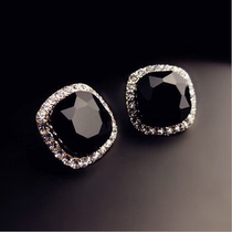 Korean wild temperament model OL super flash diamond-set black square black crystal gemstone ear clip no pierced earrings female