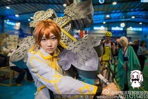 (Turn-based)Dungeons and Warriors Cross Paladin cos Props