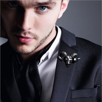 Star ● Bounty Hunter Horn Sheep Skull Suit Pin Brick Dress Brooch Suit Badge Pin