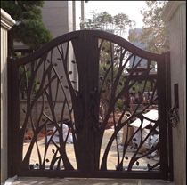 Hangzhou special direct sales European-style wrought iron gate Luxury villa door Courtyard door factory gate fence railing anti-theft window