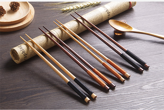 Đũa gỗ hộ gia đình retro quanh co đũa gỗ nhà bếp dao kéo xào đũa đũa sushi đũa đũa - Đồ ăn tối dĩa trắng