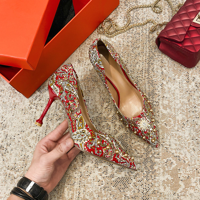 Chinese style show and shoes wedding shoes women 2021 new red heels fine with shallow mouth bridal shoes toast with wedding shoes