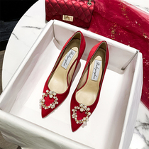  Wedding shoes womens 2021 new bride bridesmaid xiuhe shoes pointed pearl rhinestone thin heel shoes red high heels