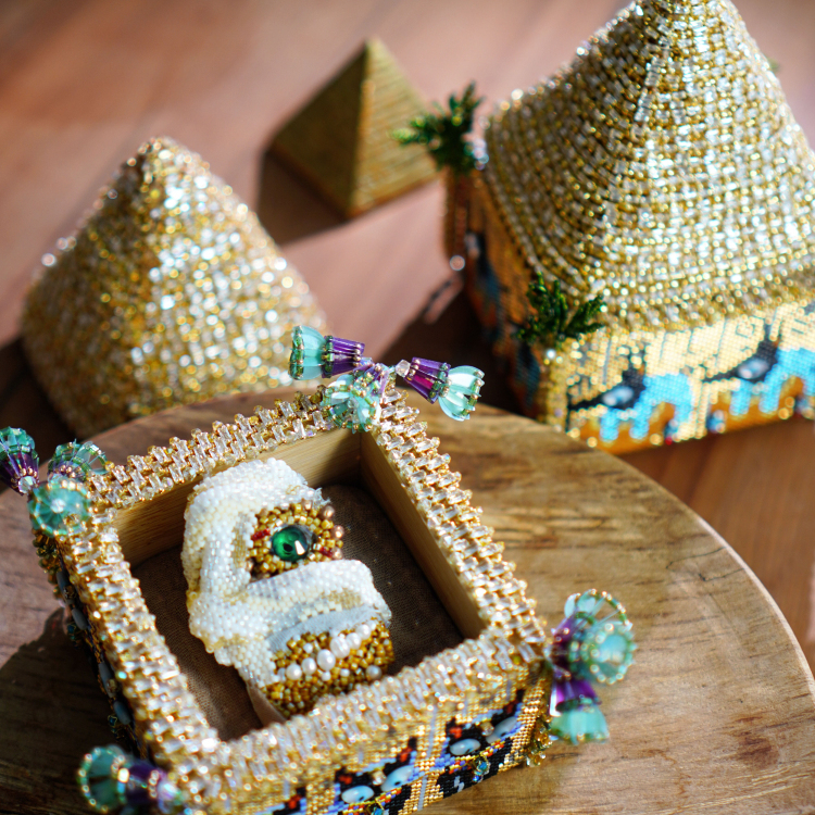 Egyptian Pyramid Jewelry Box Anubis Buster Cat Mummy Brooch Diamond Chain Beaded Handmade Material Pack