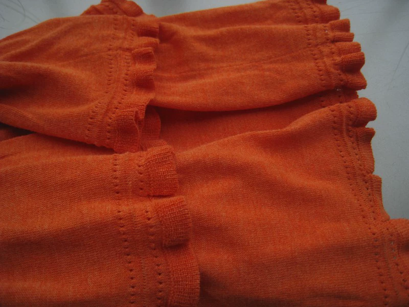 Áo thun cotton cổ chữ V của phụ nữ MNG Áo len mỏng Áo len dệt kim Thoải mái Slim 909 - Áo / áo thun