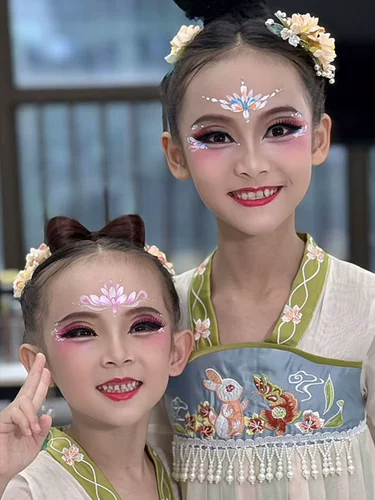 Детская окрашенная профессиональная акварель для лица, гуашь, мел