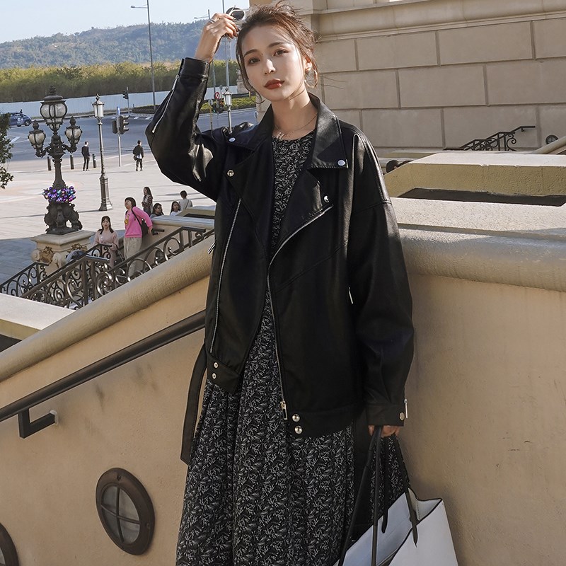 Port wind in the long version of the leather jacket female 2021 autumn and winter Korean version loose trend BF wind casual motorcycle leather jacket female