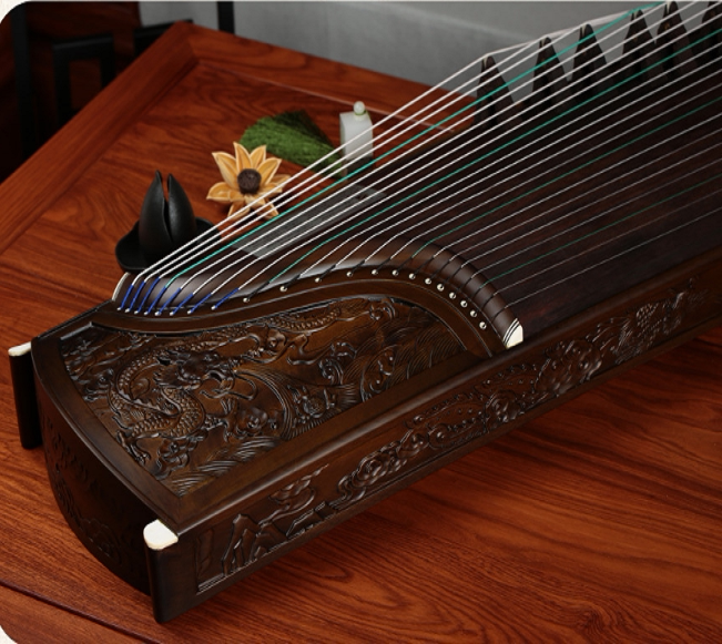 The Lang Rhyme 163 Guzheng Dragon Pineapple presents an auspicious and old golden Silk Nangmu handmade engraving professional boutique to play guzheng