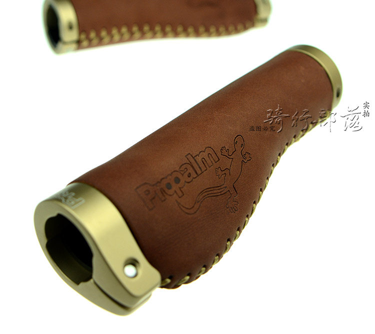 Poignées de vélo - Ref 2352705 Image 16