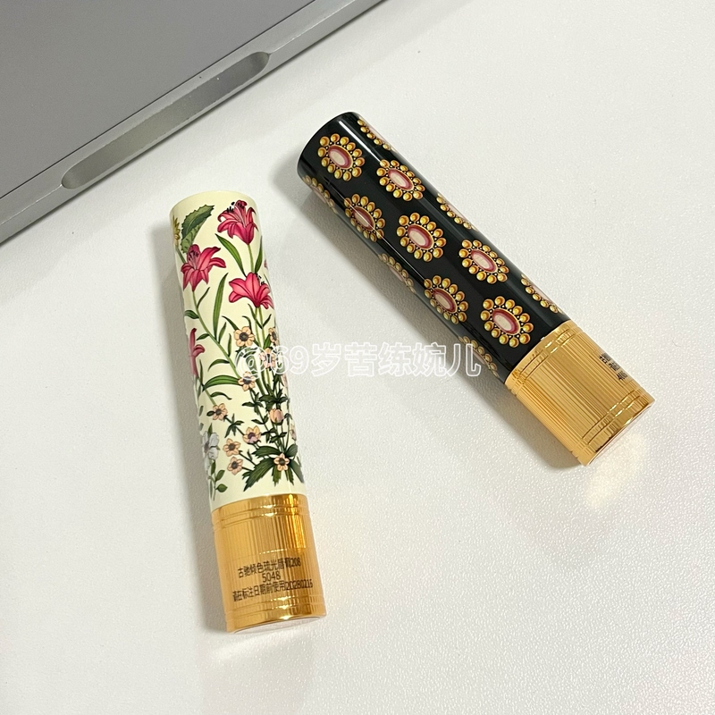Gucci! Gucci's Radiant Floral Hydrating Thin Tube Lipstick 308/204/217/208